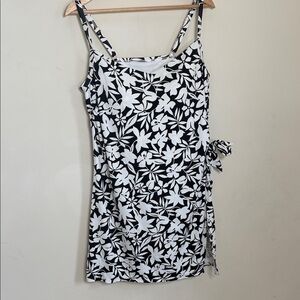 Lands End swim dress with tie on the side women’s US 16 one piece